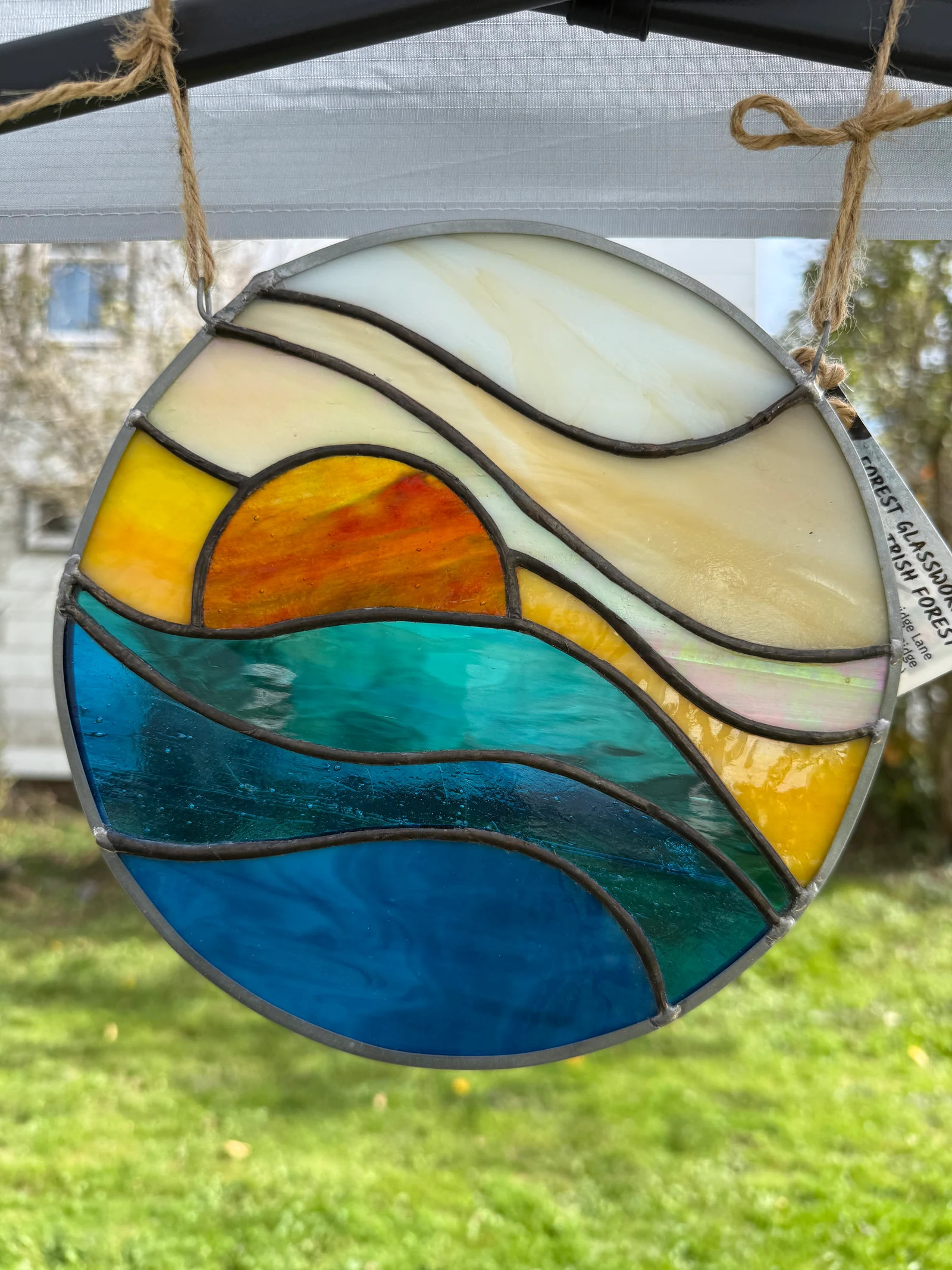 Round sun and wave — original photograph